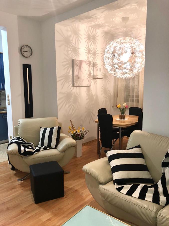 Apartment Natasa Palit Extérieur photo