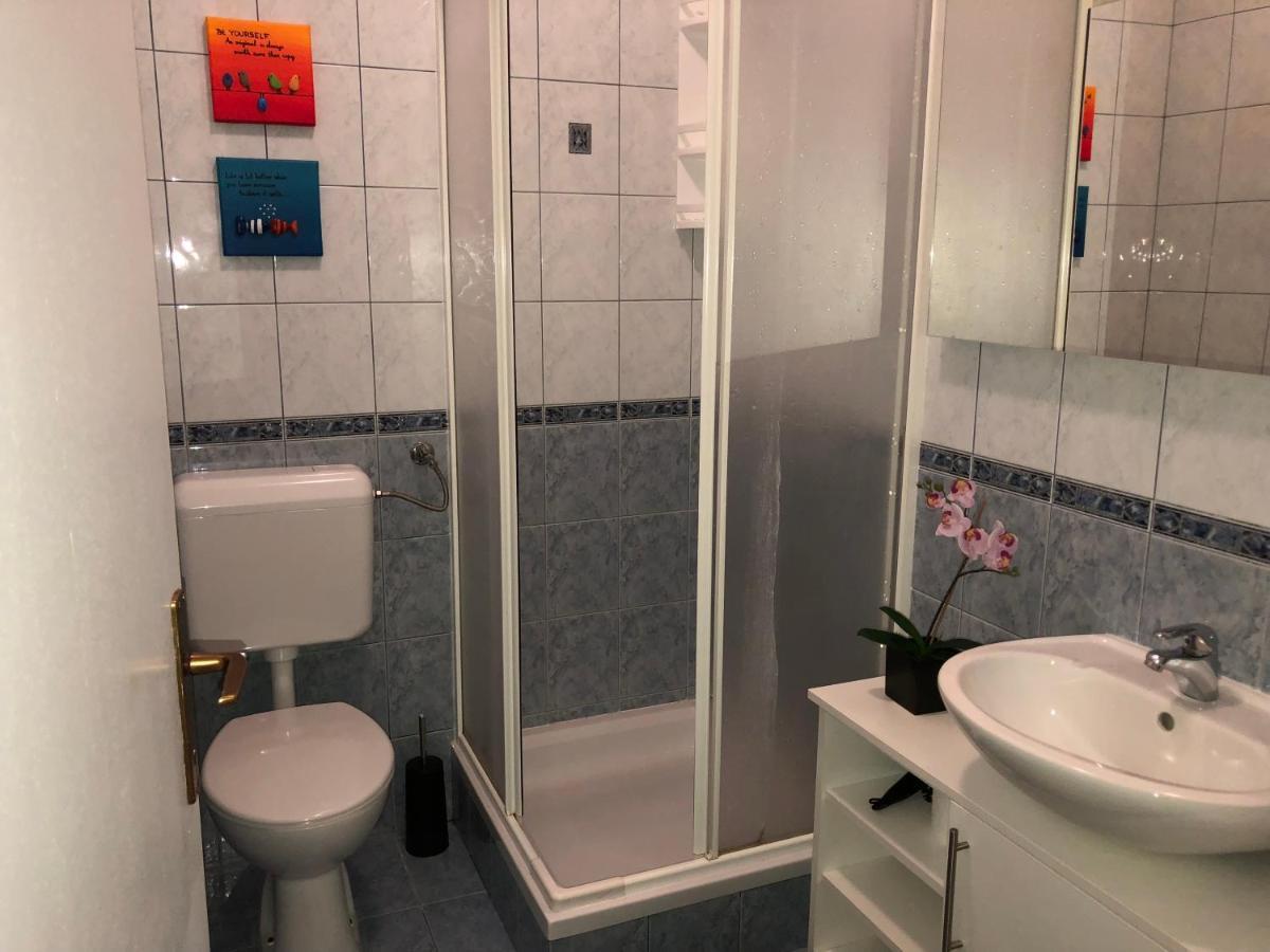 Apartment Natasa Palit Extérieur photo