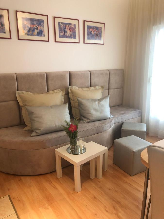 Apartment Natasa Palit Extérieur photo